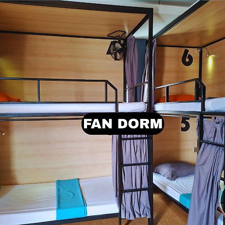 The Place Hostel Siem Reap Angkor Exterior foto